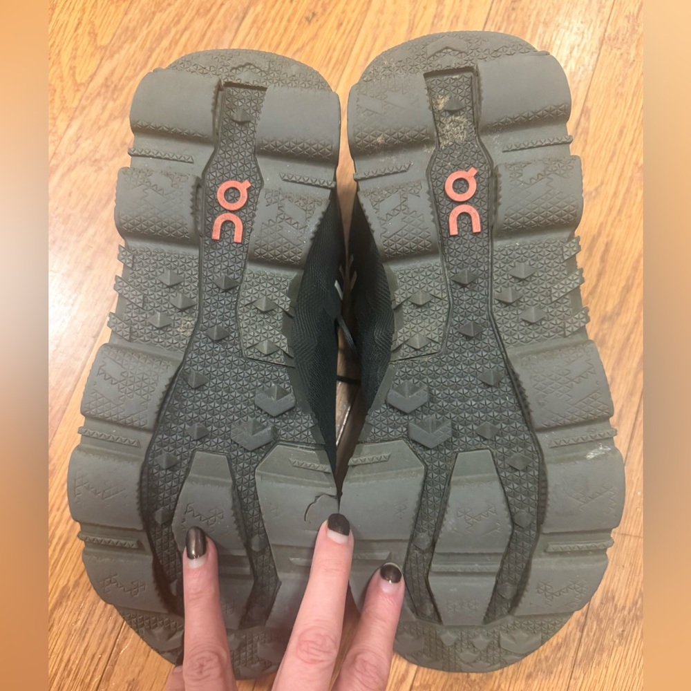 On Cloud Cloudventure Waterproof Trail Men’s Size 10 - Picture 3 of 8